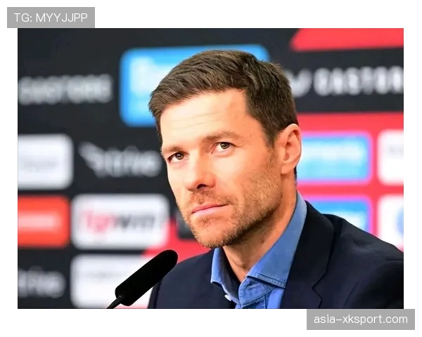 勒沃库森中场核心接受专访，谈教练对“自由人”角色的全新定位